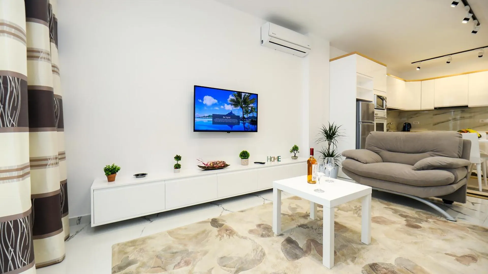 Tesi Apartment Vlore
